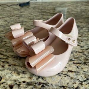 Mini Melissa Ultra Bow Toddler Size 7
